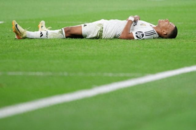 科隆1-1圣保利，赛义德-马拉先拔头筹，杰德-琼斯扳平比分（科隆1比1战平圣保利：赛义德-马拉首开纪录，杰德-琼斯追平比分）