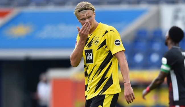 欧冠球员表现评析：C罗连续进球,（欧冠球员表现点评：C罗连场建功）