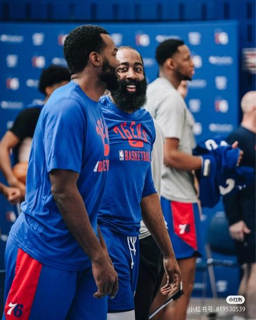 记者：帕尔默缺席欧冠赛前训练，但球员并未受伤（帕尔默缺席欧冠赛前训练，记者称并无伤情）