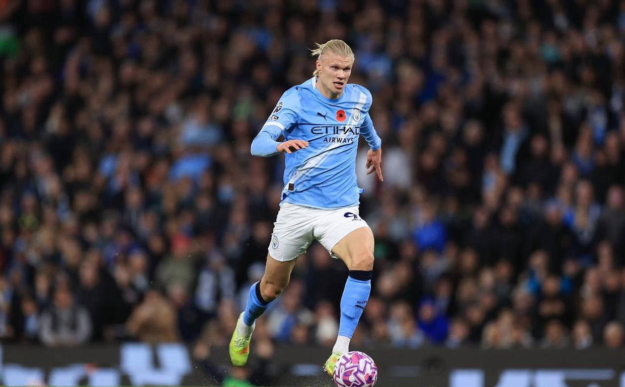 成都战亚冠领头羊，轮到刘殿座首发，蒯纪闻若集训海港难摆脱垫底（成都挑战亚冠领头羊：刘殿座迎首发，蒯纪闻若去集训海港恐难摆脱垫底）