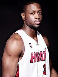 意大利杯尤文2-0乌迪内斯晋级，乔纳森-戴维、洛卡特利建功（意杯：尤文2-0击败乌迪内斯晋级，乔纳森-戴维与洛卡特利破门）