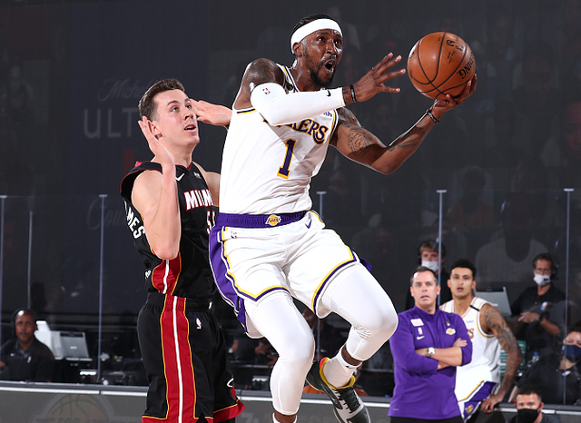 尤文客战博德闪耀：小孔塞桑、奥蓬达首发，米雷蒂出战（尤文客场对阵博德表现亮眼：小孔塞桑、奥蓬达先发，米雷蒂登场）