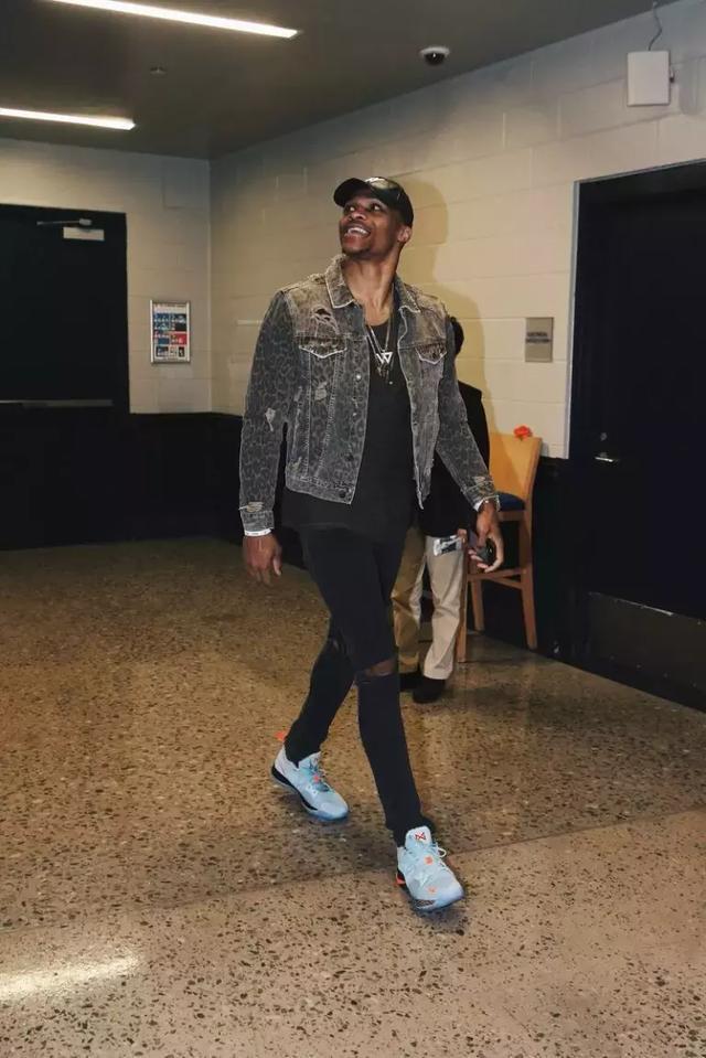 阿森西奥：加盟费内巴切是因为想证明自己；希望能入选国家队（阿森西奥：为证明自己选择费内巴切，盼入选国家队）