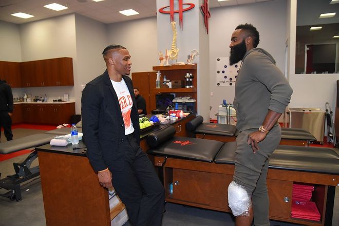 意媒：年薪300万欧的麦肯尼希望涨薪续约，但尤文不愿意接受（意媒：麦肯尼年薪300万欧欲加薪续约，尤文不愿答应）