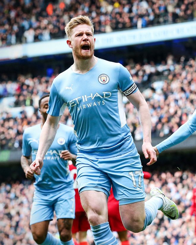 世界足球先生身上的反种族歧视争议（围绕世界足球先生的反种族歧视风波）